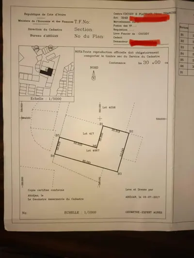Terrain commercial 3000 m² — Angré 7ème tranche