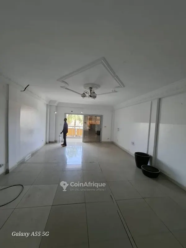 Appartement 3 pièces — Cocody Angré 8ème tranche