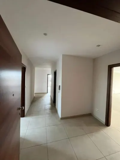 Appartement 4 pièces — Cocody Bonoumin