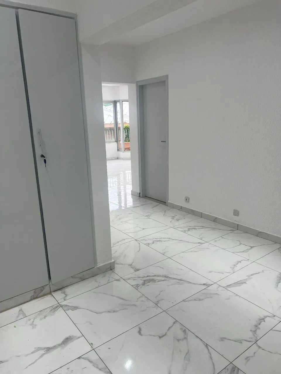 Appartement 4 pièces haut standing — Plateau