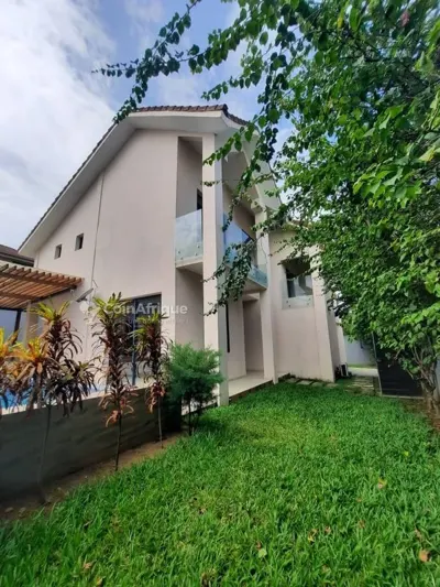 Villa duplex 6 pièces avec piscine — Cocody Faya