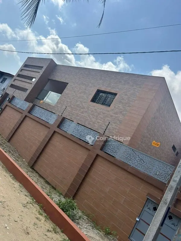 Villa duplex 5 pièces haut standing — Cocody Riviera Faya