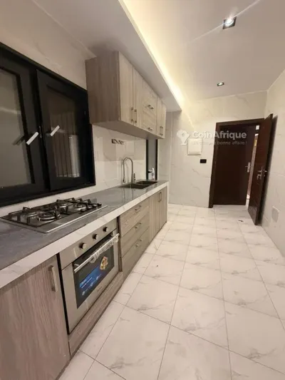 appartement Angré CHU · Cocody