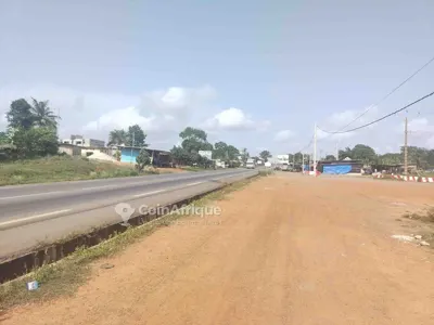 Terrain 1500 m² — Yopougon