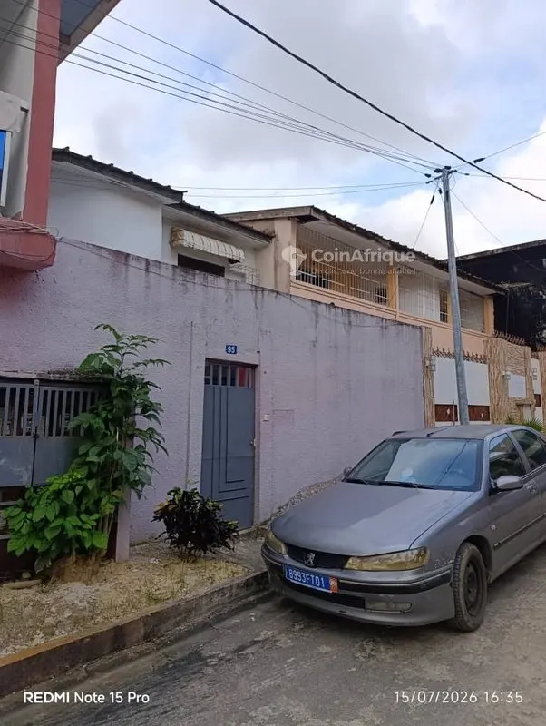 Villa duplex 4 pièces avec garage — Cocody Attoban