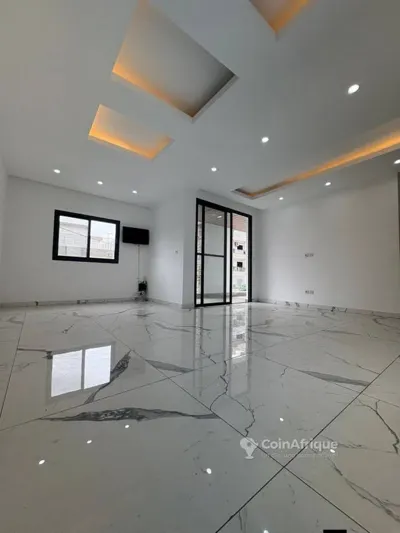 Villa duplex 7 pièces avec dépendance autonome — Riviera M'Badon