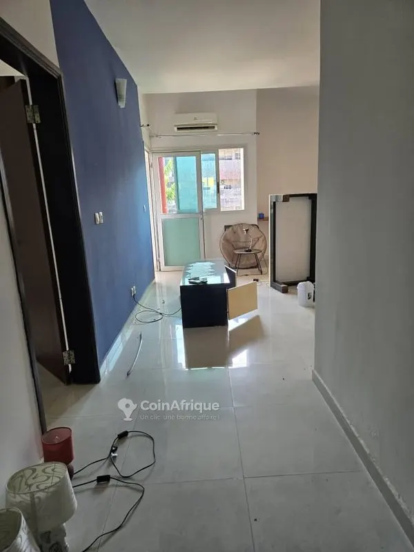 Appartement 2 pièces avec parking — Cocody Riviera Palmeraie