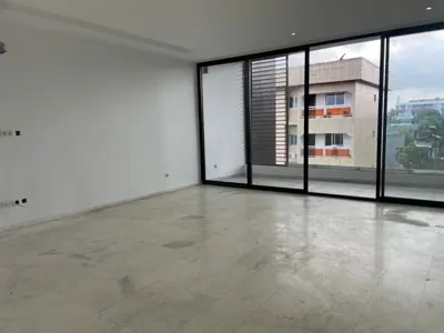 Appartement 4 pièces — Cocody 7ème tranche