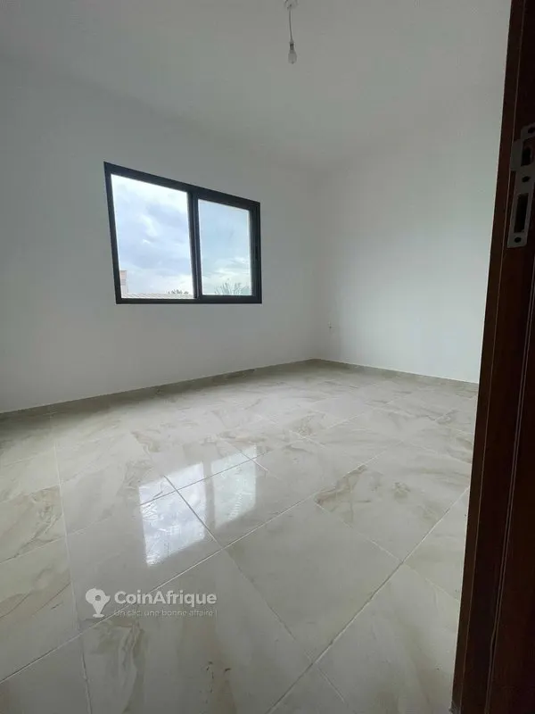 Appartement standing 2 pièces avec piscine — Cocody Riviera 4